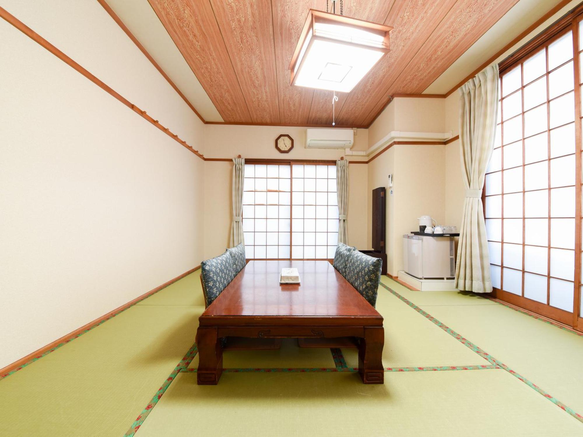Tanegashima Araki Hotel Nishinoomote Екстер'єр фото