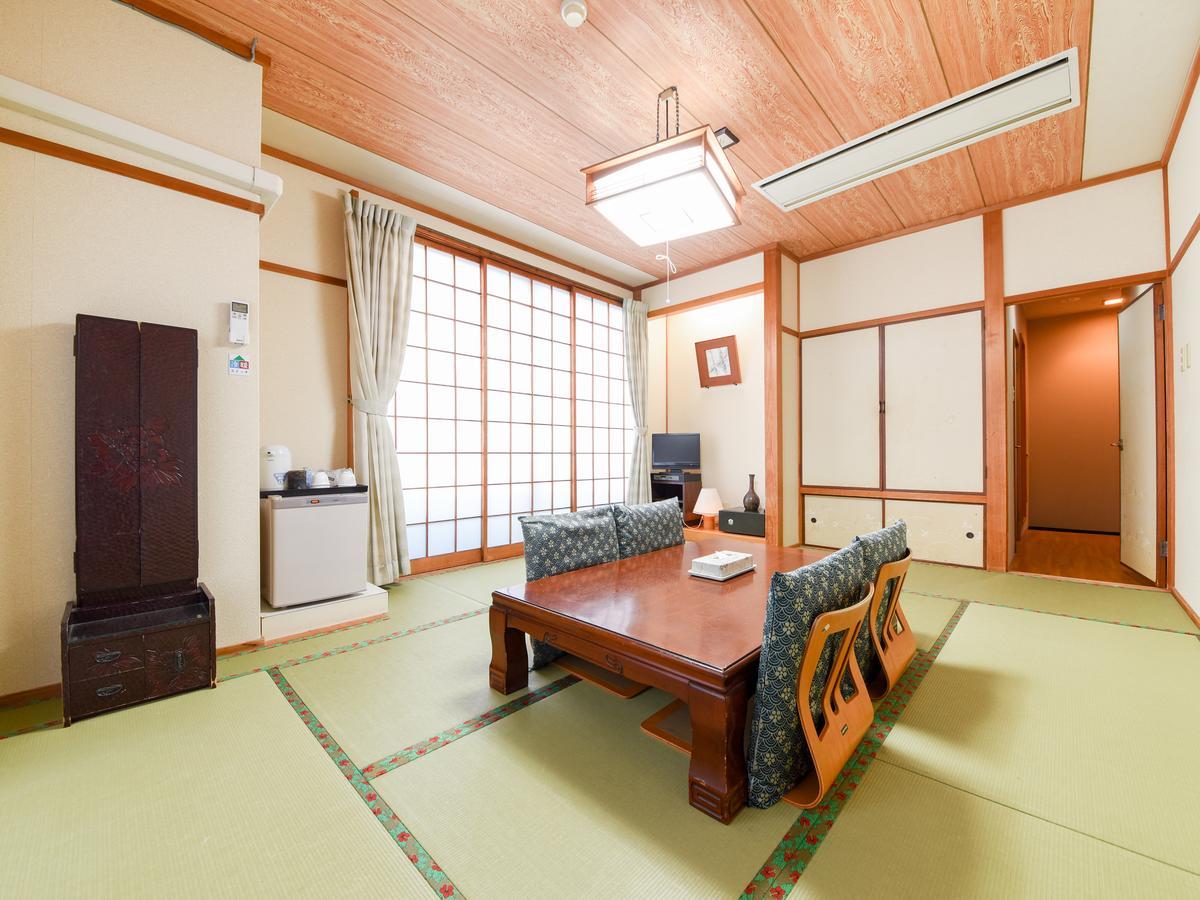 Tanegashima Araki Hotel Nishinoomote Екстер'єр фото